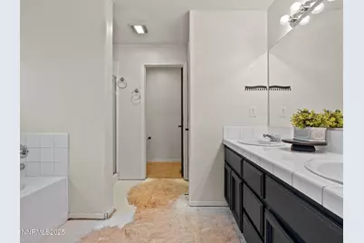 2187 Snow Drift Road, Fernley, NV 89408 - Photo 33