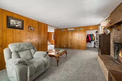 848 Rock Boulevard, Sparks, NV 89431 - Photo 3