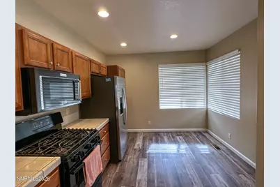 2185 Eagle Greens Drive, Reno, NV 89521 - Photo 7