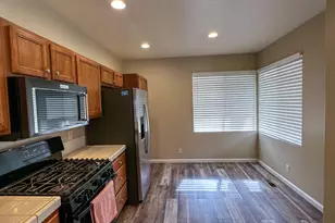 2185 Eagle Greens Dr, Reno, NV 89521 - Photo 7