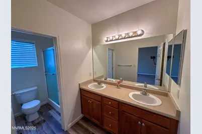2185 Eagle Greens Drive, Reno, NV 89521 - Photo 13