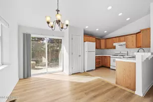 1464 Edlesborough Cir, Gardnerville, NV 89410 - Photo 9