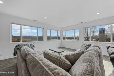 1929 Us-395, Gardnerville, NV 89410 - Photo 9