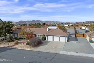 205 Stags Leap Cir, Sparks, NV 89441 - Photo 3
