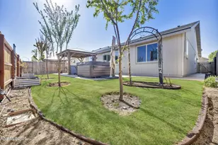 307 Granite Ct, Dayton, NV 89403 - Photo 23