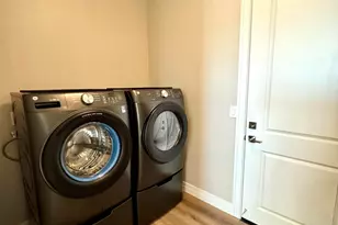 406 Heirloom St, Sparks, NV 89441 - Photo 13