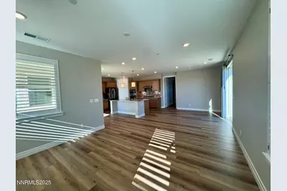 406 Heirloom Street, Sparks, NV 89441 - Photo 5