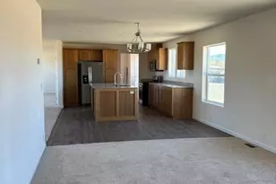 3599 Ardmore St, Silver Springs, NV 89429 - Photo 7