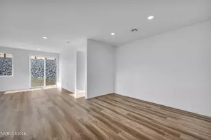 690 E Patrician Dr, Reno, NV 89506 - Photo 9