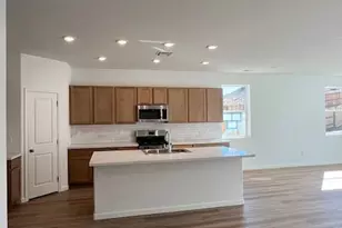 690 E Patrician Dr, Reno, NV 89506 - Photo 7