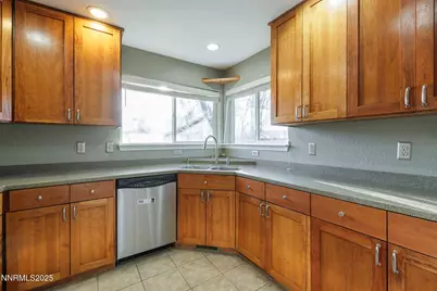 985 Hilltop Drive, Carson City, NV 89705 - Photo 11