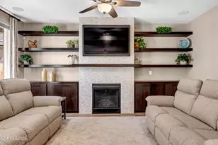 9930 Hafflinger Ln, Reno, NV 89521 - Photo 15