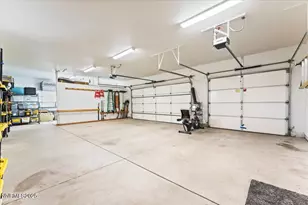 346 Wolf Run Ct, Reno, NV 89511 - Photo 55