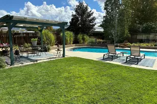 25 Nives Ct, Sparks, NV 89441 - Photo 39