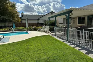 25 Nives Ct, Sparks, NV 89441 - Photo 37