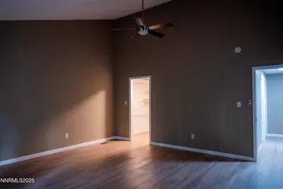 360 E Riverview Circle, Reno, NV 89509 - Photo 17