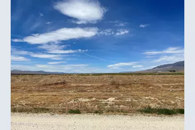 21785 Kush Ct, Lovelock, NV 89419 - Photo 1