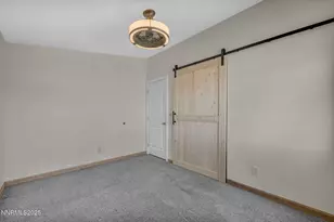 5225 White Oak Dr, Silver Springs, NV 89429 - Photo 33