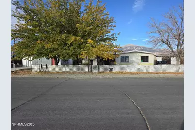 363 F Street, Hawthorne, NV 89415 - Photo 1
