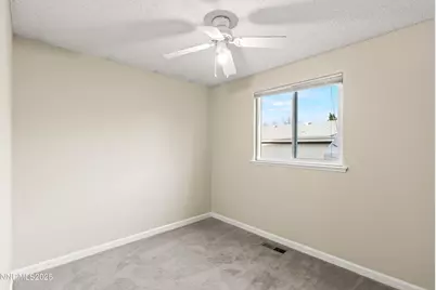 10070 Obsidian Drive, Reno, NV 89506 - Photo 15