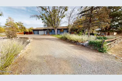 140 Hercules Drive, Sparks, NV 89441 - Photo 3