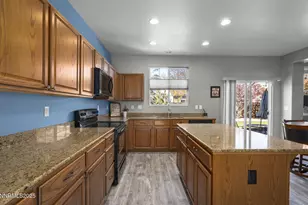 8963 Wynne St, Reno, NV 89506 - Photo 9