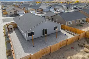 214 Green Ln, Dayton, NV 89403 - Photo 43