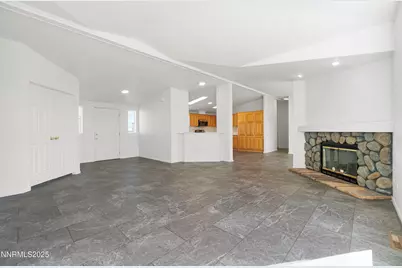 4745 Skyline Drive, Silver Springs, NV 89429 - Photo 7