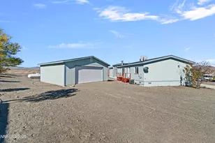 4745 Skyline Dr, Silver Springs, NV 89429 - Photo 29