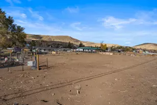 20890 Eaton Rd, Reno, NV 89521 - Photo 35