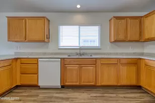 17780 Oakview Ct, Reno, NV 89508 - Photo 9