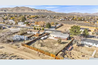 5680 Dolores Drive, Sparks, NV 89436 - Photo 39