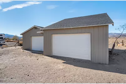4925 Cheyenne Trail, Silver Springs, NV 89429 - Photo 25
