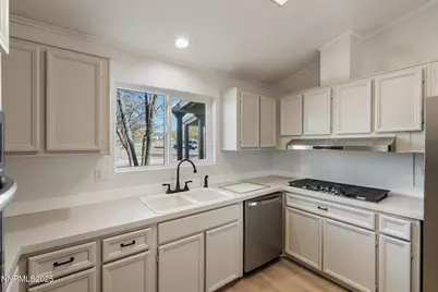 4925 Cheyenne Trail, Silver Springs, NV 89429 - Photo 5