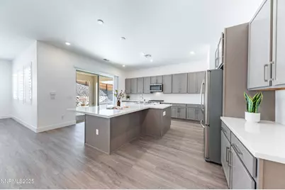 11640 Crosby Ranch Drive, Sparks, NV 89441 - Photo 7
