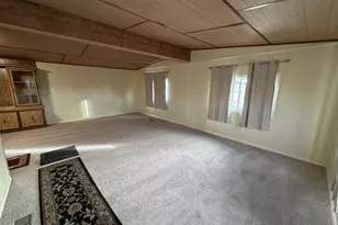 128 Kennedy Dr, Reno, NV 89506 - Photo 5