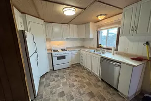 128 Kennedy Dr, Reno, NV 89506 - Photo 9