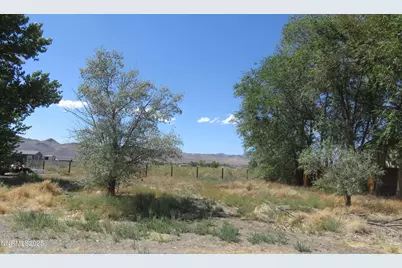 5 Pebble Beach Lane, Yerington, NV 89447 - Photo 3