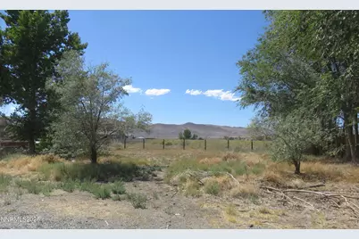 5 Pebble Beach Lane, Yerington, NV 89447 - Photo 5