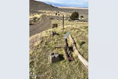 76770 Fish Springs Rd, Reno, NV 89510 - Photo 3