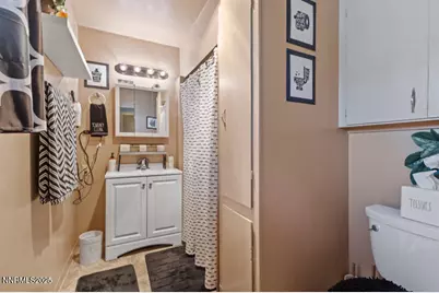 10 Lincoln Way, Sparks, NV 89431 - Photo 9