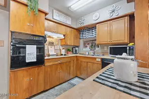 10 Lincoln Way, Sparks, NV 89431 - Photo 15