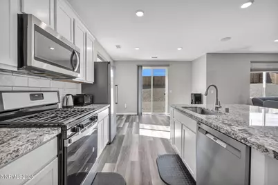 131 Alamosa Street, Dayton, NV 89403 - Photo 11