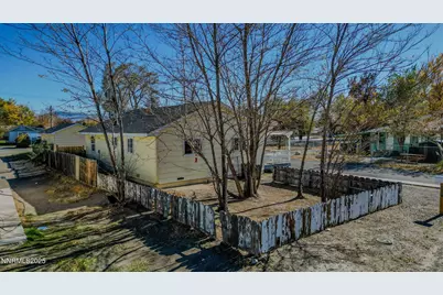 224 S Nevada Street, Yerington, NV 89447 - Photo 7