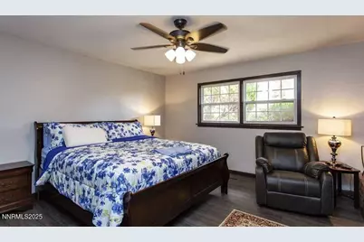 7050 Pembroke Drive, Reno, NV 89502 - Photo 15