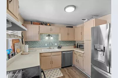 1450 Wyoming Avenue, Reno, NV 89503 - Photo 7
