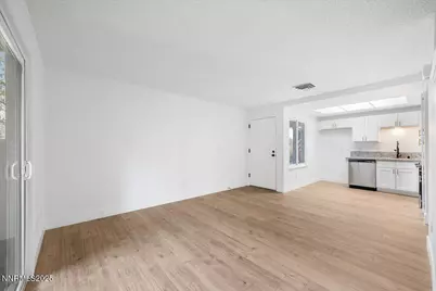 2136 Roundhouse Road, Sparks, NV 89431 - Photo 5