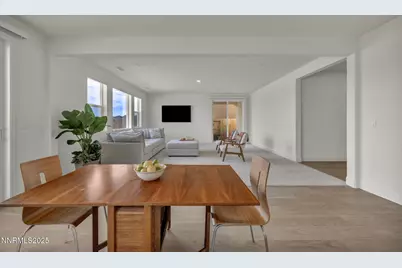 6870 Pilot Peak Road, Sparks, NV 89436 - Photo 19