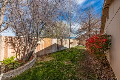 7447 Findhorn Drive, Reno, NV 89506 - Photo 19