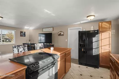 11600 Tupelo Street, Reno, NV 89506 - Photo 7